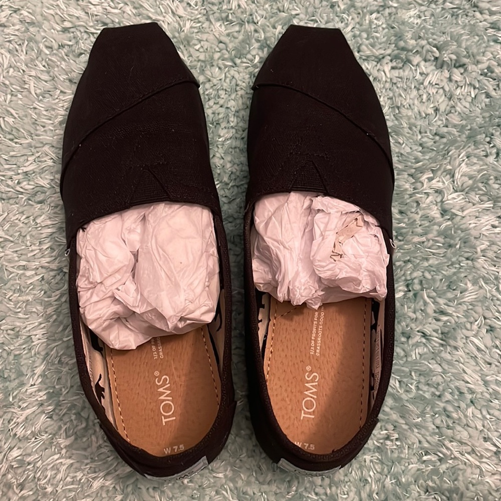 TOMS Shoes